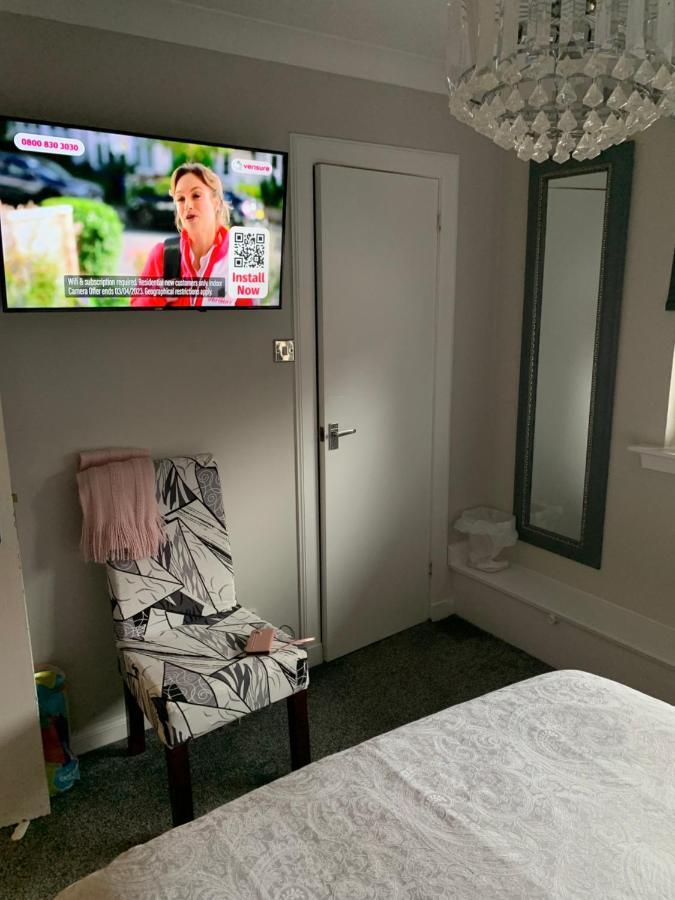 Southfork Villa Guesthouse Callander Bagian luar foto