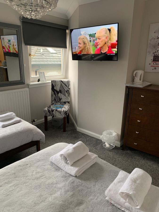 Southfork Villa Guesthouse Callander Bagian luar foto