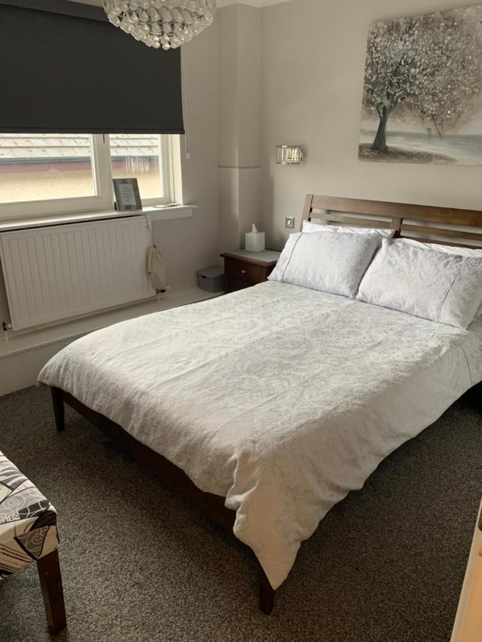 Southfork Villa Guesthouse Callander Bagian luar foto